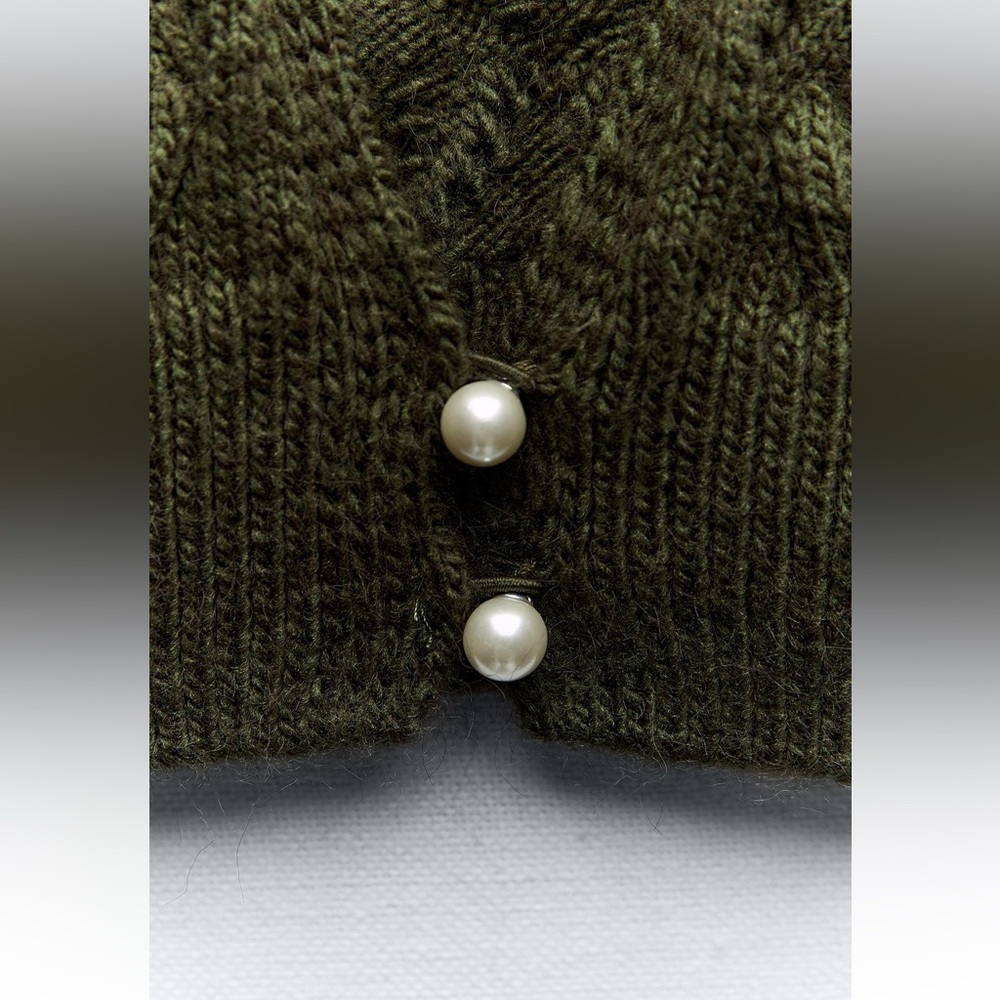 KNIT OPEN BACK PEARLY SWEATER - Picture 10 of 11